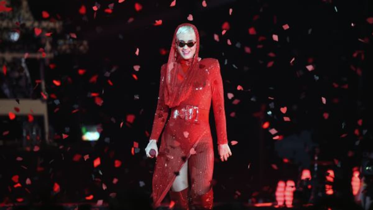 Katy Perry invitó a todo su público a una ronda de cervezas