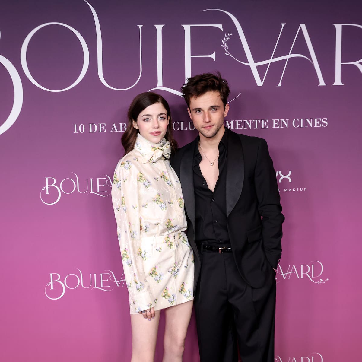 Así se popularizó la exitosa novela juvenil de la mexicana Flor M. Salvador que ha inspirado la película 'Boulevard'