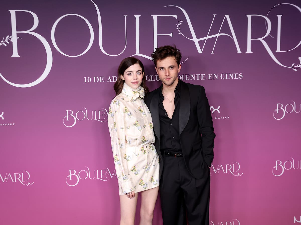 Así se popularizó la exitosa novela juvenil de la mexicana Flor M. Salvador que ha inspirado la película 'Boulevard'