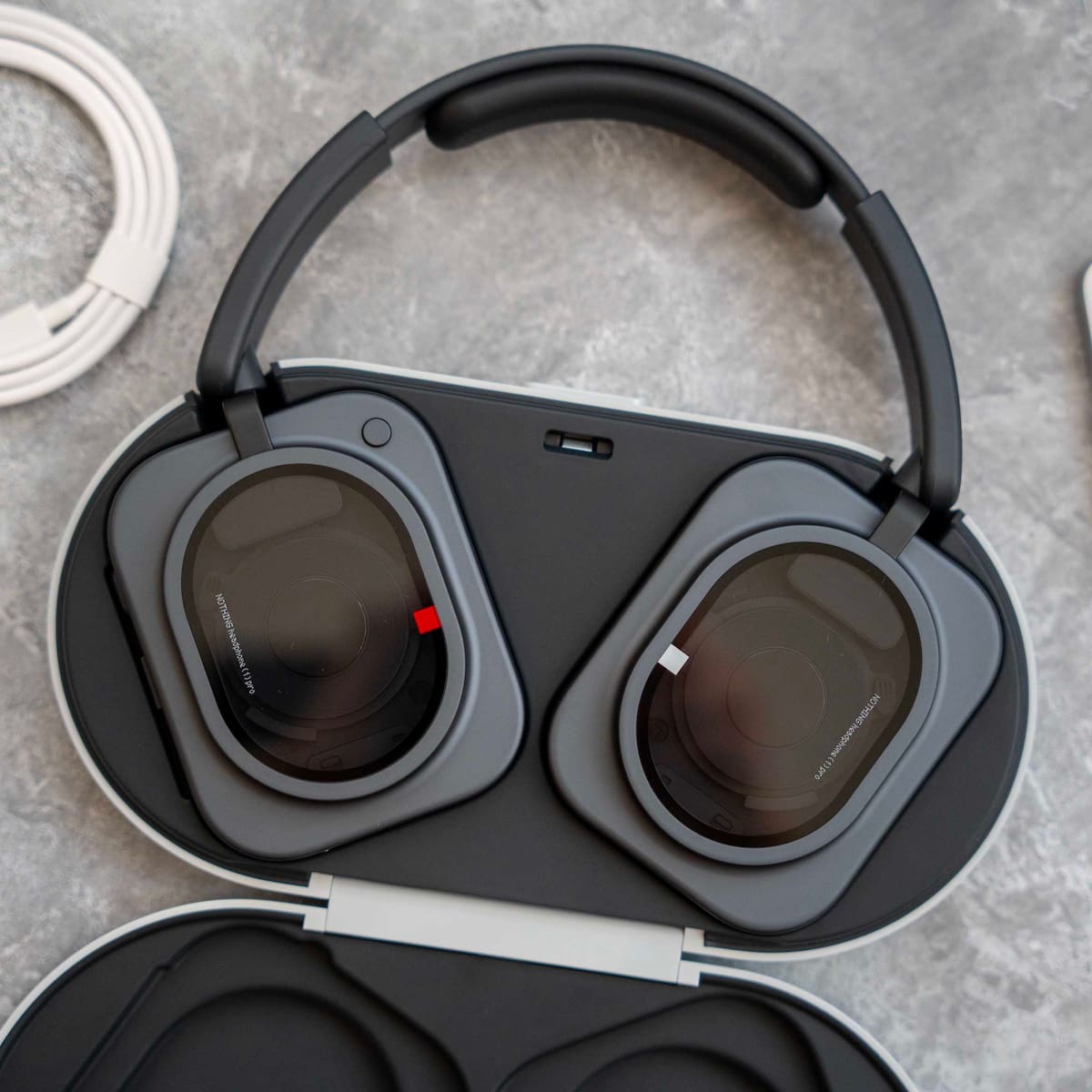 Nothing Headphone (1) Pro: cuando el sonido profesional te permite elegir dónde quieres escuchar una canción