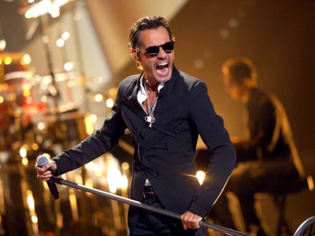 Marc Anthony demostró en el escenario por qué había ganado el premio Artista Internacional por Excelencia.