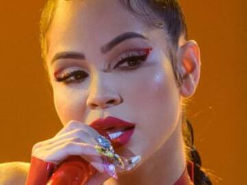 Natti Natasha estrena videoclip para su canción ‘Wow BB’ junto a El Alfa y Chimbala