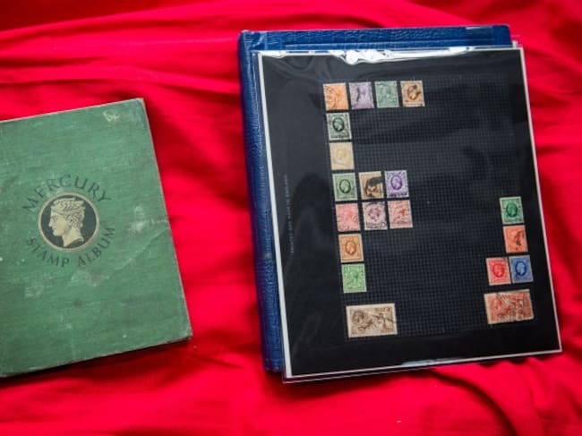 El Museo Postal de Londres pone los álbumes de Freddie Mercury y John Lennon en exhibición por primera vez