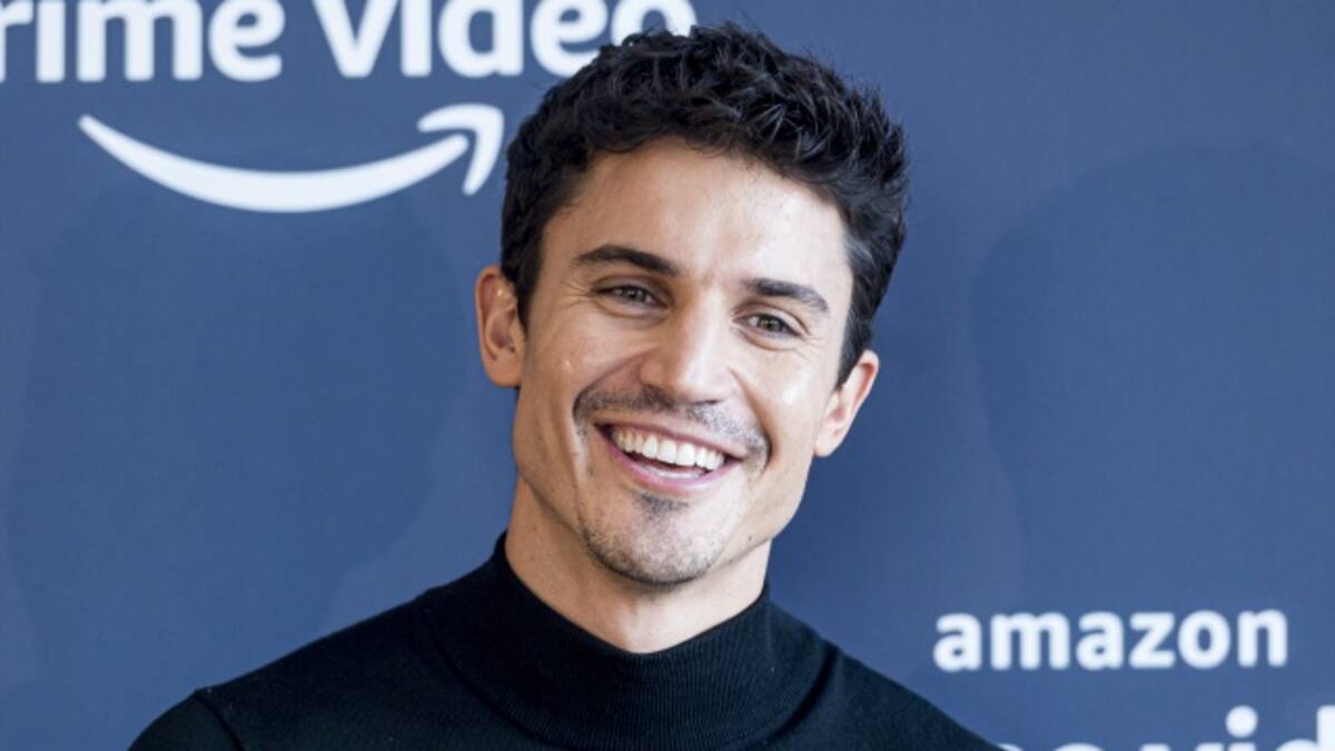 Álex González se quita la camiseta para celebrar el Día Mundial del Medio Ambiente