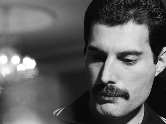 Freddie Mercury de Queen en 1982