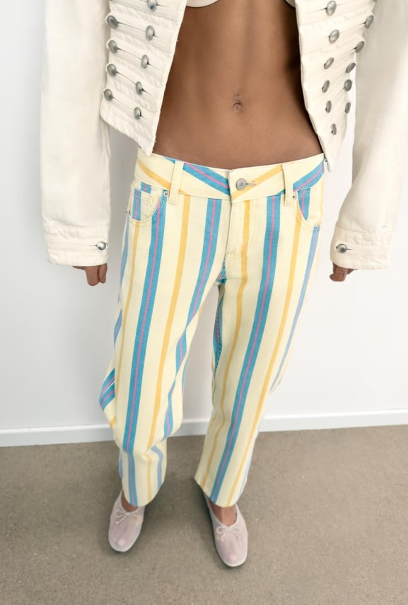 Pantalones de rayas de Zara (ZARA)