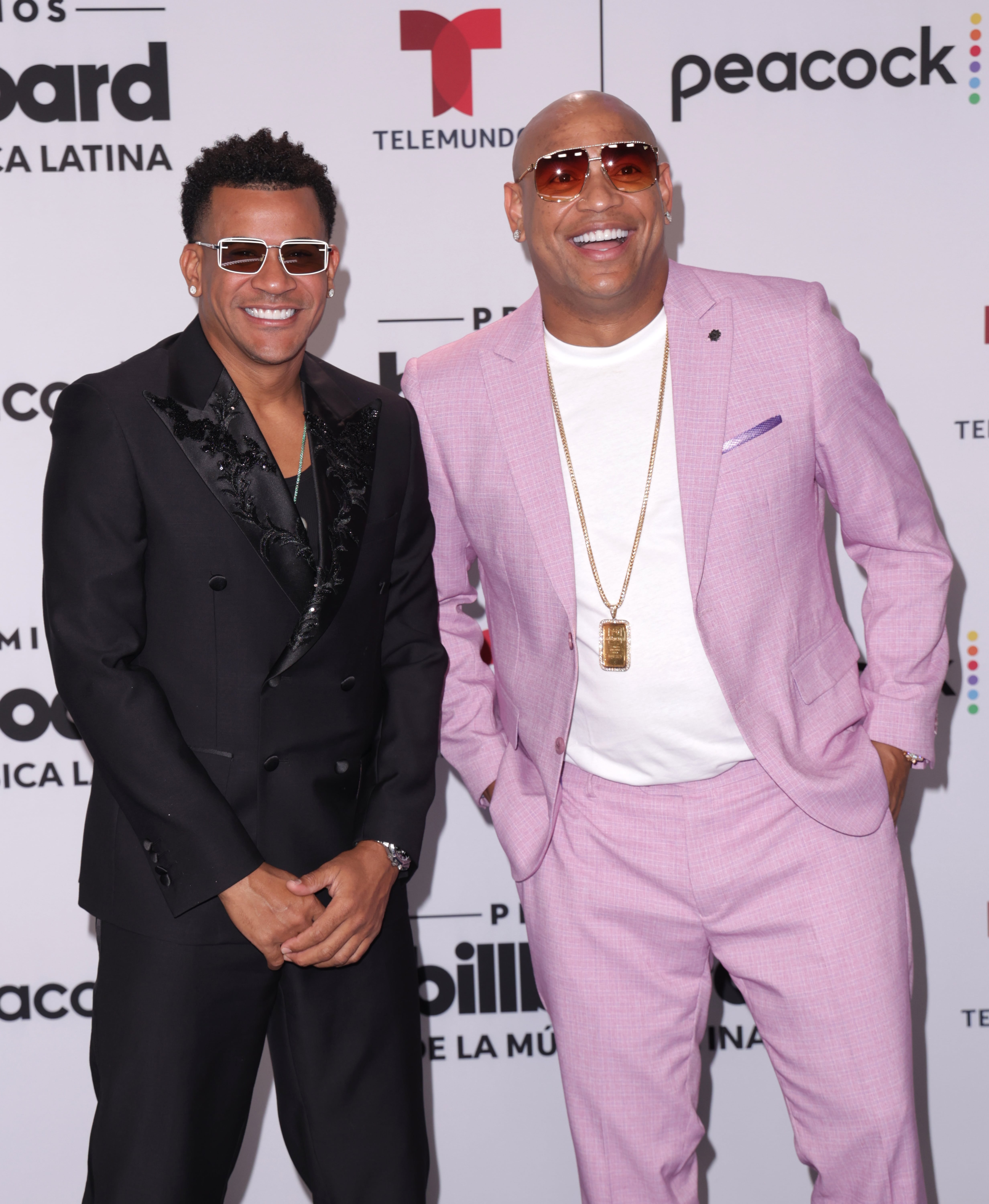 Gente de zona, en los Premios Billboard de la música latina 2023.