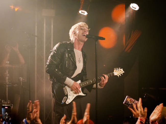 Haiden Henderson cantando en un concierto en Berlín.