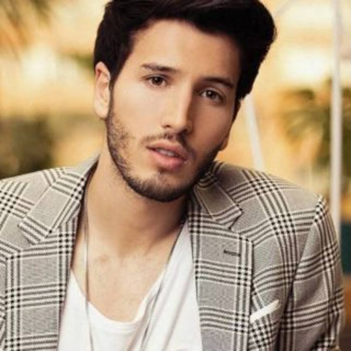 El terrible golpe de Sebastián Yatra por culpa de Mau y Ricky