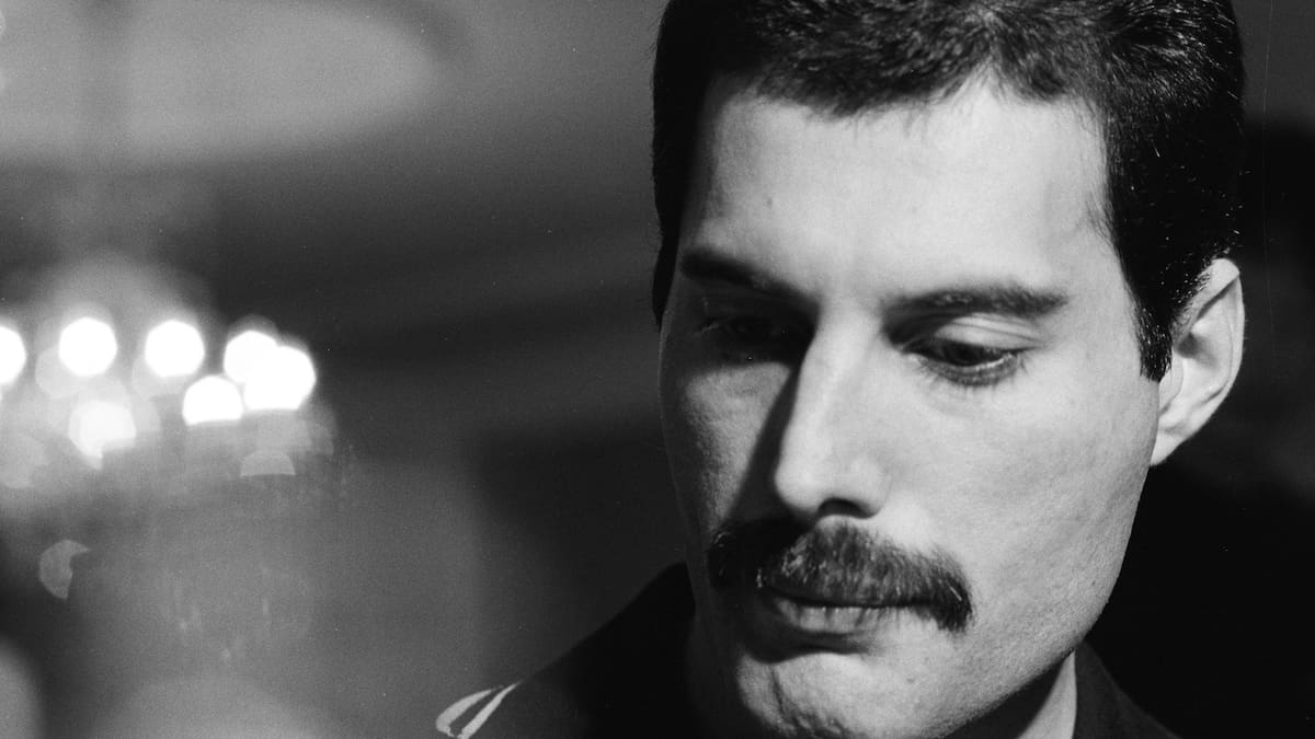Freddie Mercury habría cumplido 80 años: todo lo que hizo cuando Queen se le quedaba pequeño