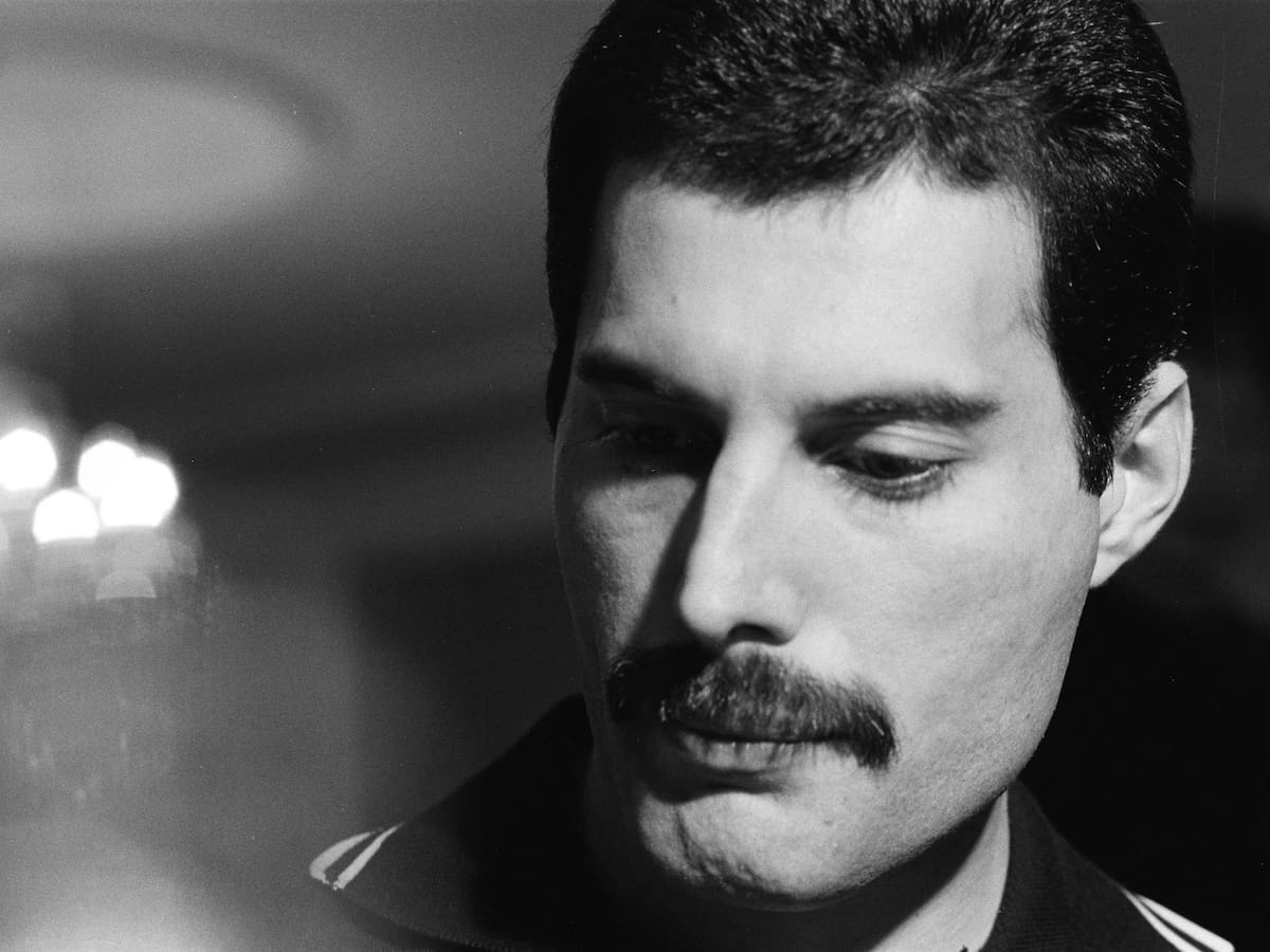 Freddie Mercury habría cumplido 80 años: todo lo que hizo cuando Queen se le quedaba pequeño