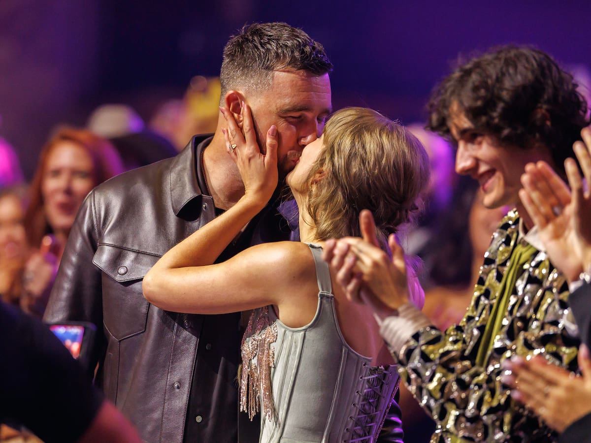 iHeart Radio Music Awards 2026: Taylor Swift y Travis Kelce los grandes protagonistas con momentos que todo el mundo está comentando