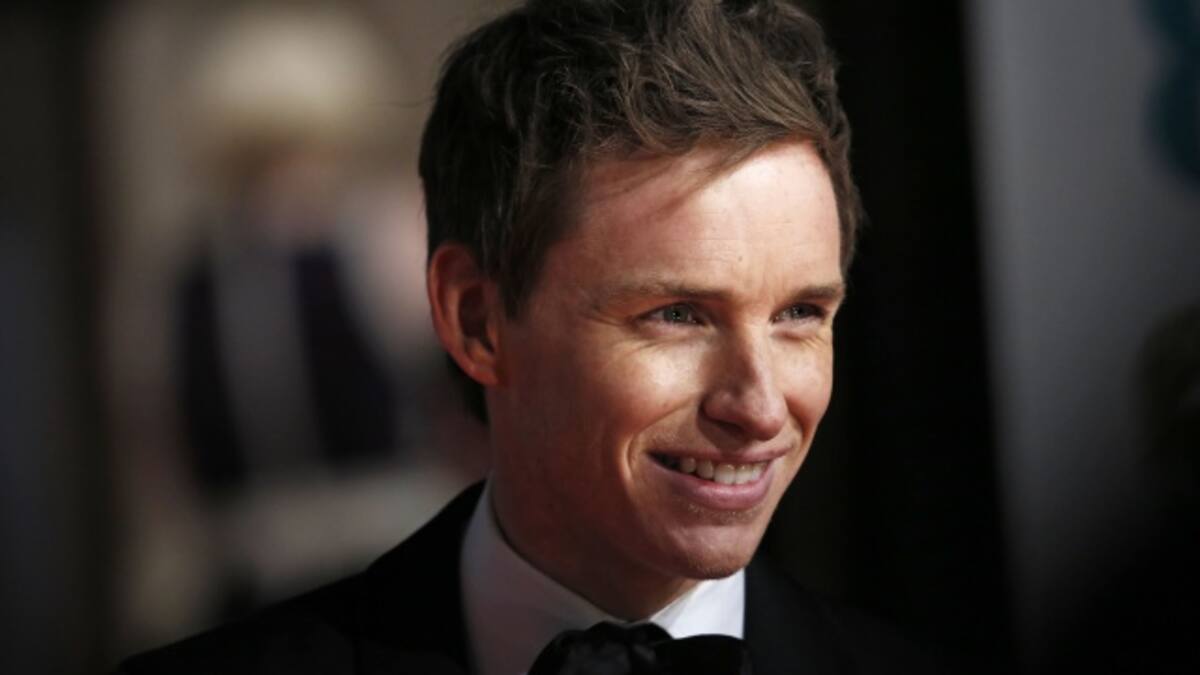 Eddie Redmayne es la nueva imagen de Prada
