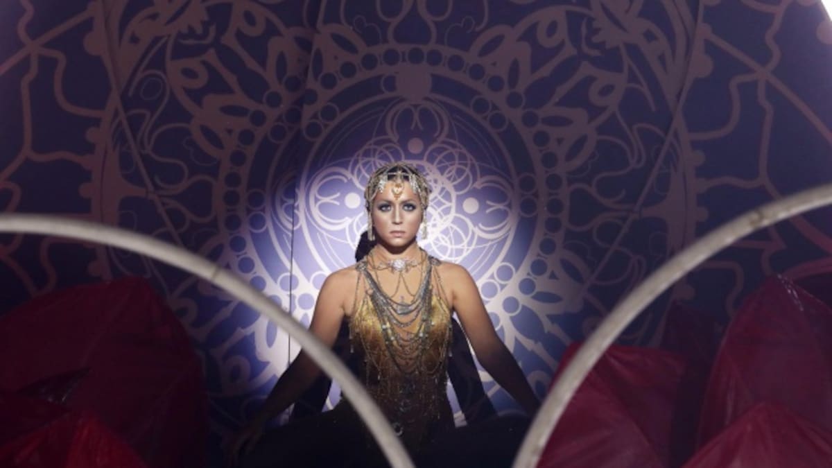 La imitación (casi calcada) de Mimi a JLO y su anillo en ‘TCMS’