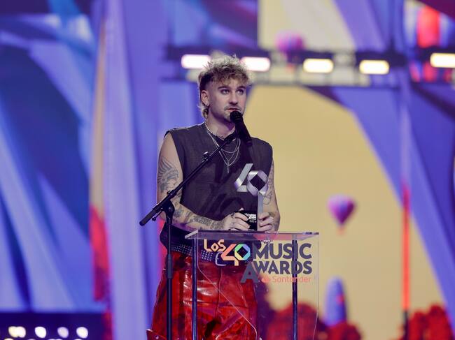 Dani Fernández ganó a Mejor Artista en Directo, premio que confesó durante el preshow que le hacía especial ilusión