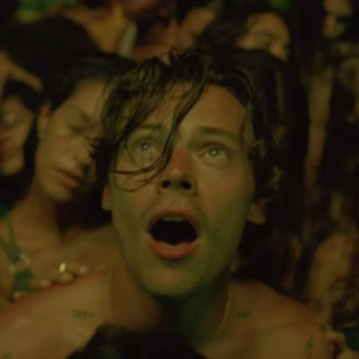 Harry Styles nos presenta "Lights Up"