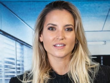 Ana Fernández comparte la cama con más de uno y nos ha dejado la prueba