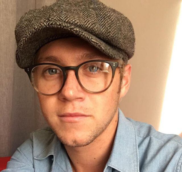 Niall Horan... hipster?
