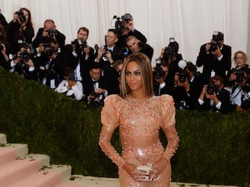 Beyoncé reaparece después de una década en la Met Gala, y lo hace como copresidenta