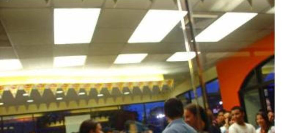 Transmisión Taco Bell, 2 Horas de la Hora sin Nombre