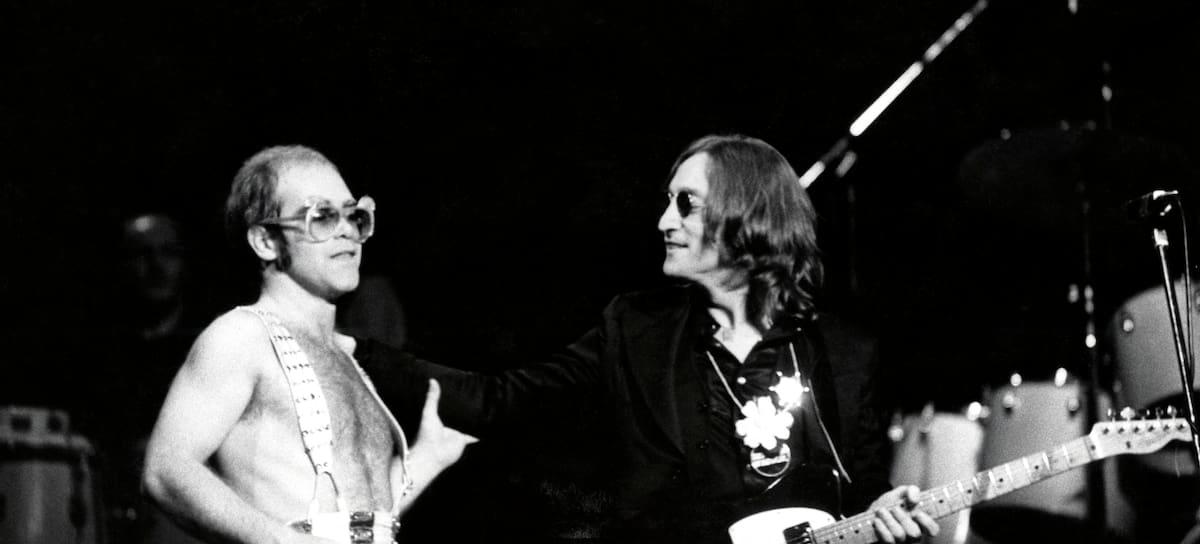 John Lennon hace una aparición sorpresa en un concierto de Elton John en el Madison Square Garden de Nueva York