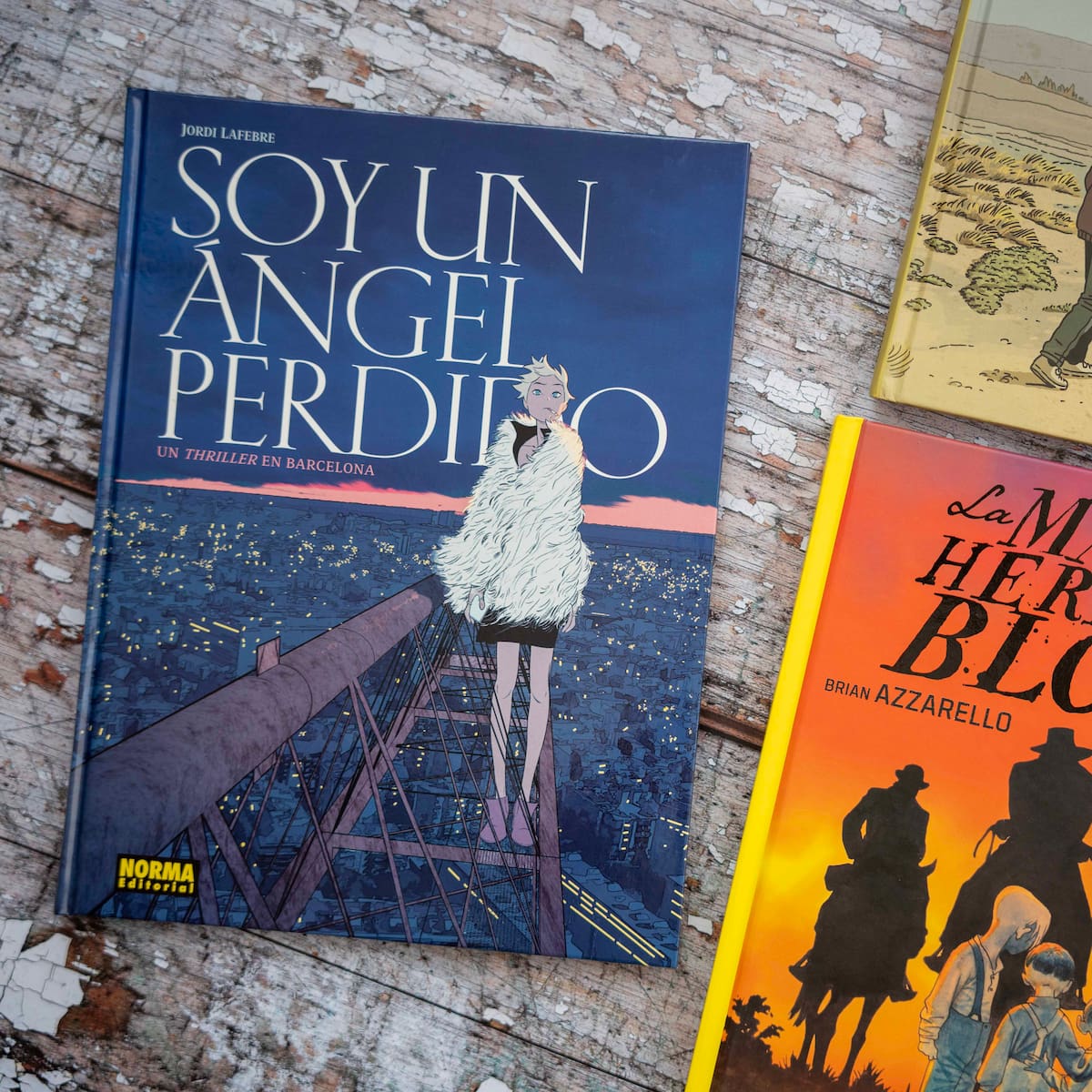 Estrellas en la estantería: Tres cómics imprescindibles de este mes para no fallar en tu librería