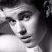 Justin Bieber se tatua por su nuevo disco