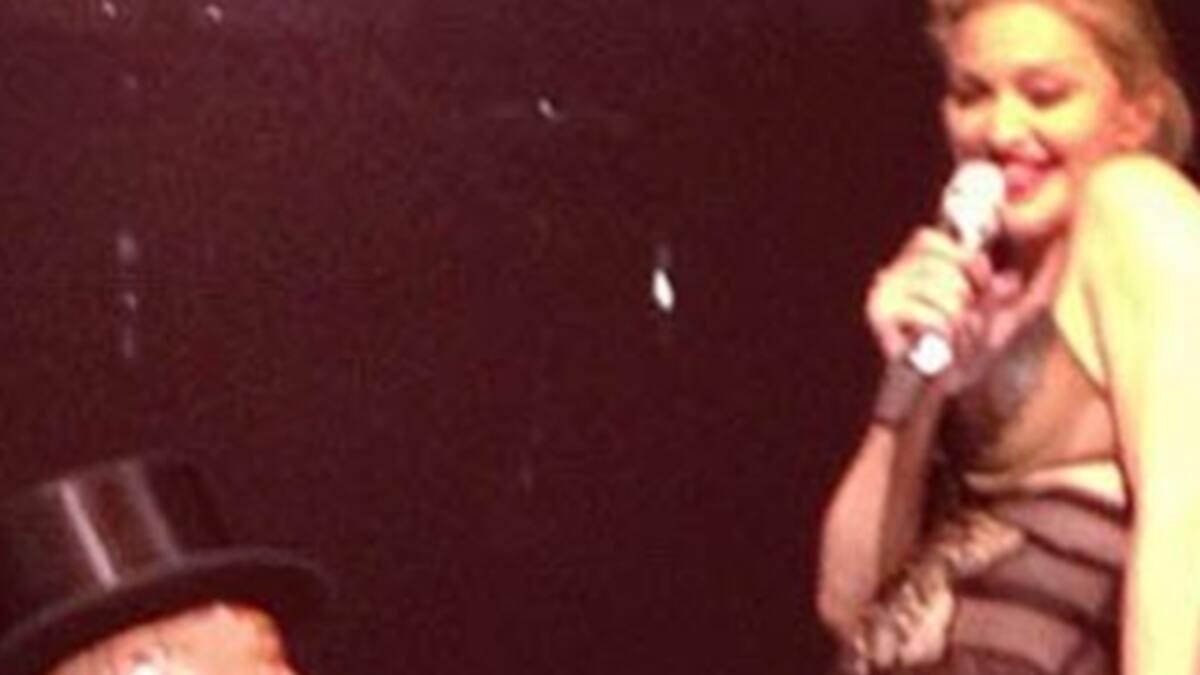 Madonna cantó con poquita ropa por la victoria de Barack Obama