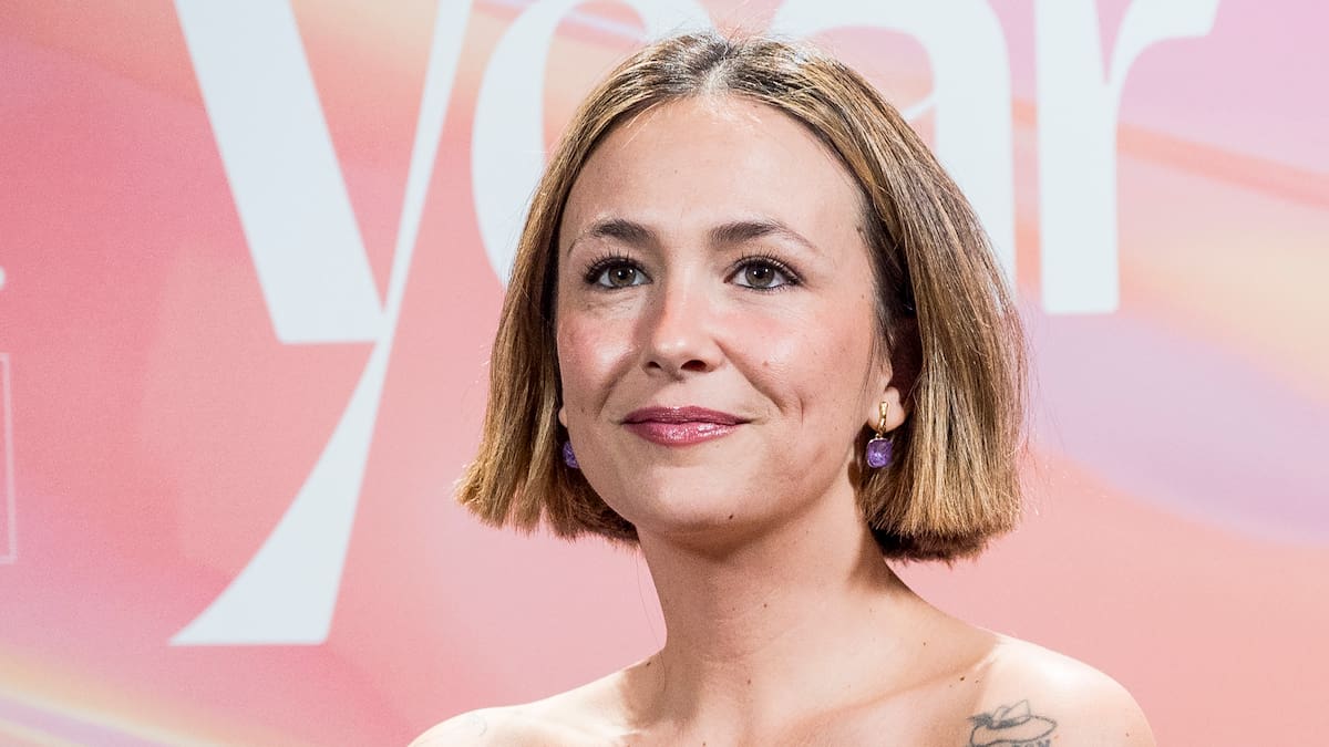 5 canciones que predijeron el fenómeno Therian: de 'Perra' de Rigoberta Bandini a 'What Does the Fox Say?'