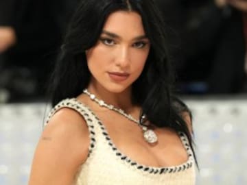 El outfit de Dua Lipa en la gala MET 2023 vale más de 10 millones de dólares