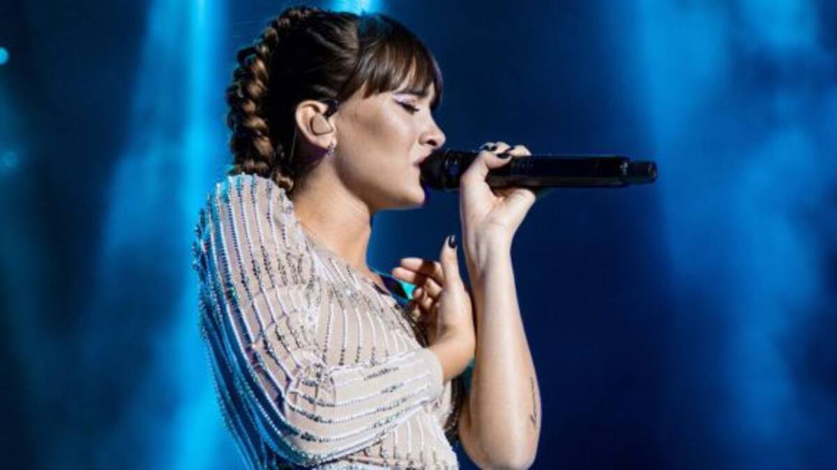 ¿Es ella? Aitana sorprendió con una foto retro y está irreconocible