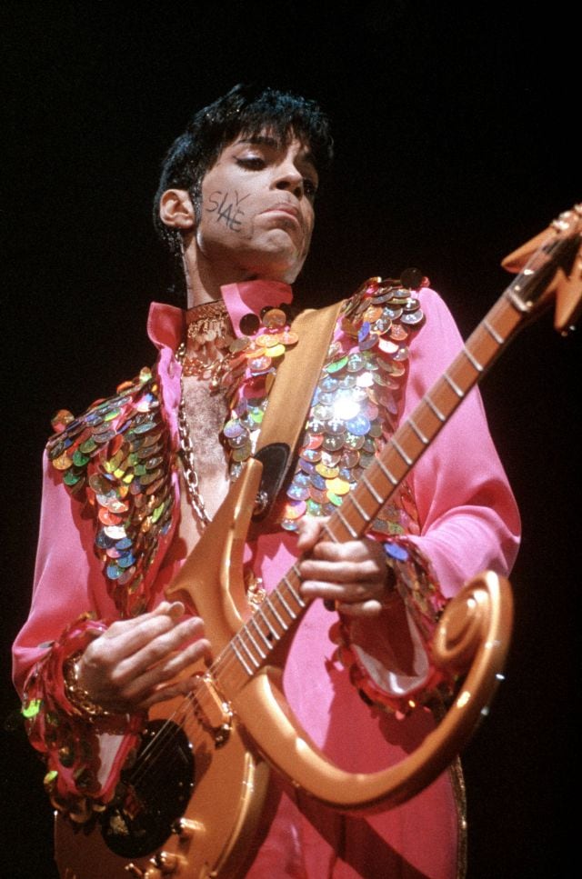 Prince, actuano durante su gira Ultimate Live Experience Tour en 1995.