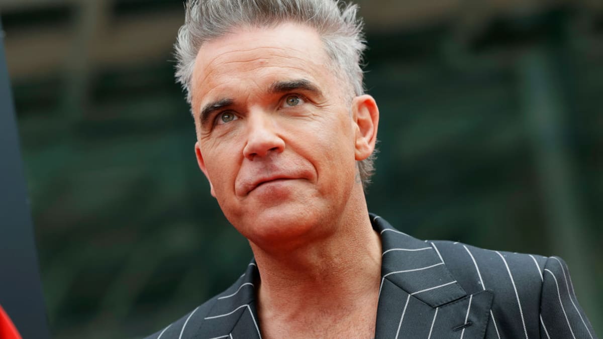 Robbie Williams publica por sorpresa y antes de tiempo 'Britpop'