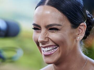 Cristina Pedroche cuenta la historia del llamador de ángeles que lleva colgado durante el embarazo