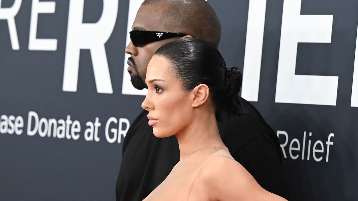 Travis Scott y Bianca Censori, sorpresas de 'Father', el nuevo videoclip de Kanye West