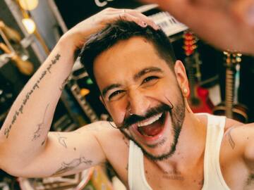 Camilo hace del Wizink Center de Madrid 'nuestro lugar feliz' con una promesa eterna