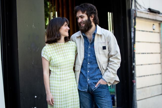 Bruna Cusí (i) y Ricardo Gómez (d) acuden a la presentación de &#039;Mía y Moi&#039; en el Cine Embajadores de Madrid, el 18 de mayo de 2021