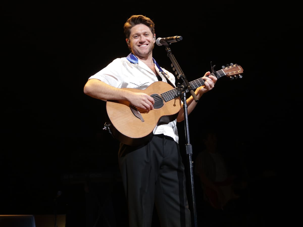 Niall Horan pone fecha a su nuevo álbum, ‘Dinner Party’