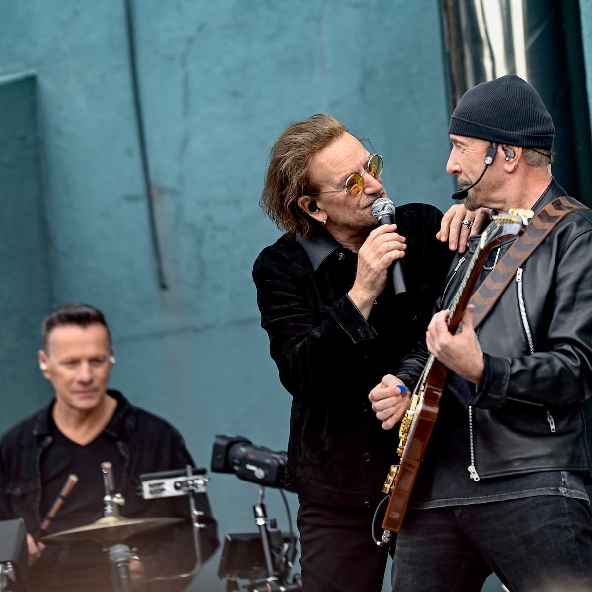U2 celebra sus 50 años de carrera con dos conciertos simbólicos sorpresa
