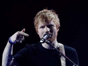 ED SHEERAN CANTA EN UN ASCENSOR JUNTO A BURNA BOY EN EL TEMA ‘FOR MY HAND’