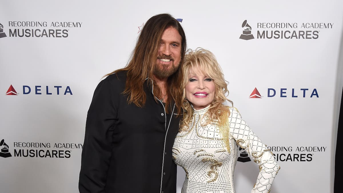 Billy Ray Cyrus comparte la carta que Dolly Parton le escribió en 1992: "Creo que eres especial"
