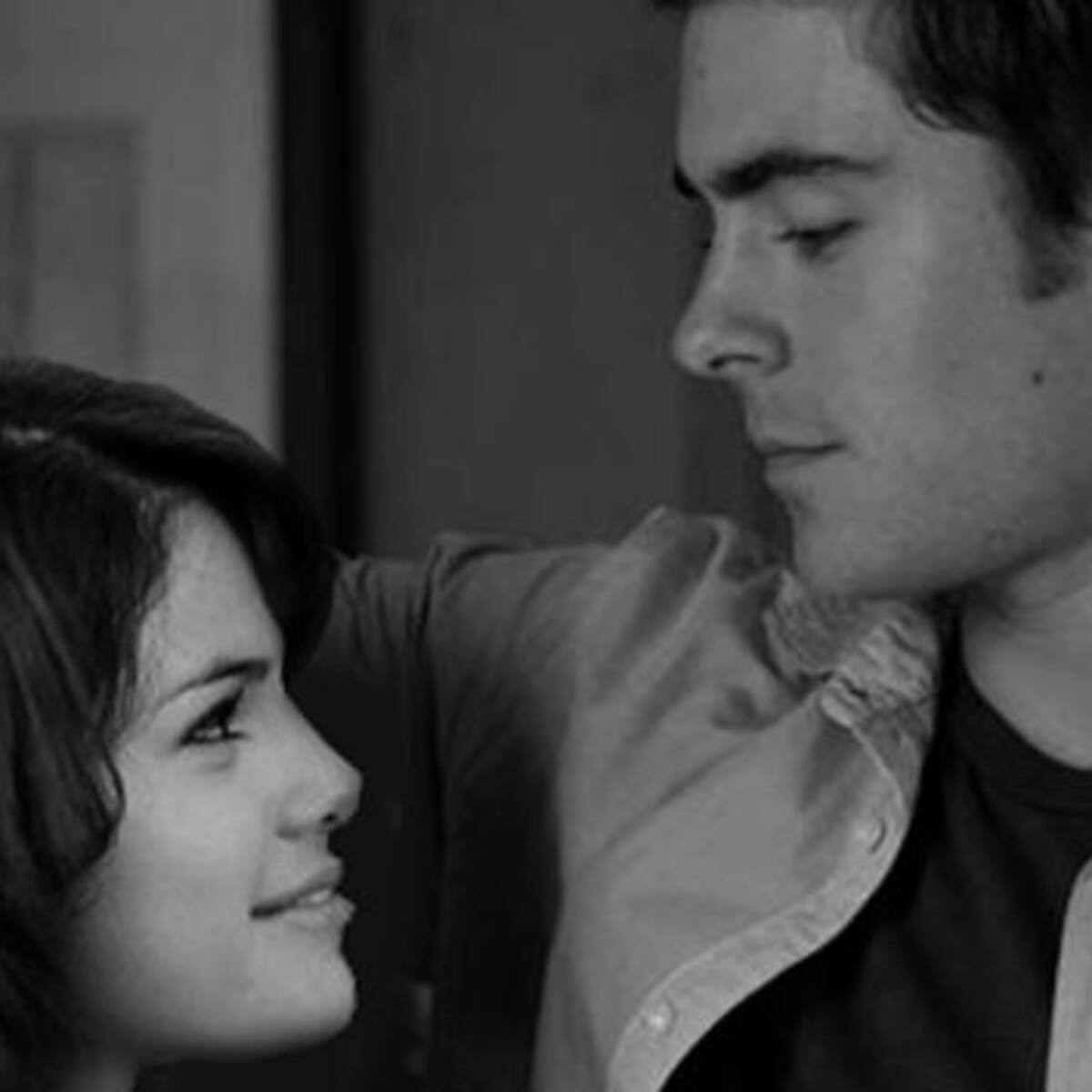 ¿Selena Gómez anda con Zac Efron?