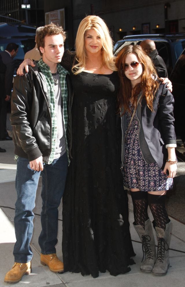 Kirstie Alley junto a sus hijos, True y Lillie Stevenson en el 2010.