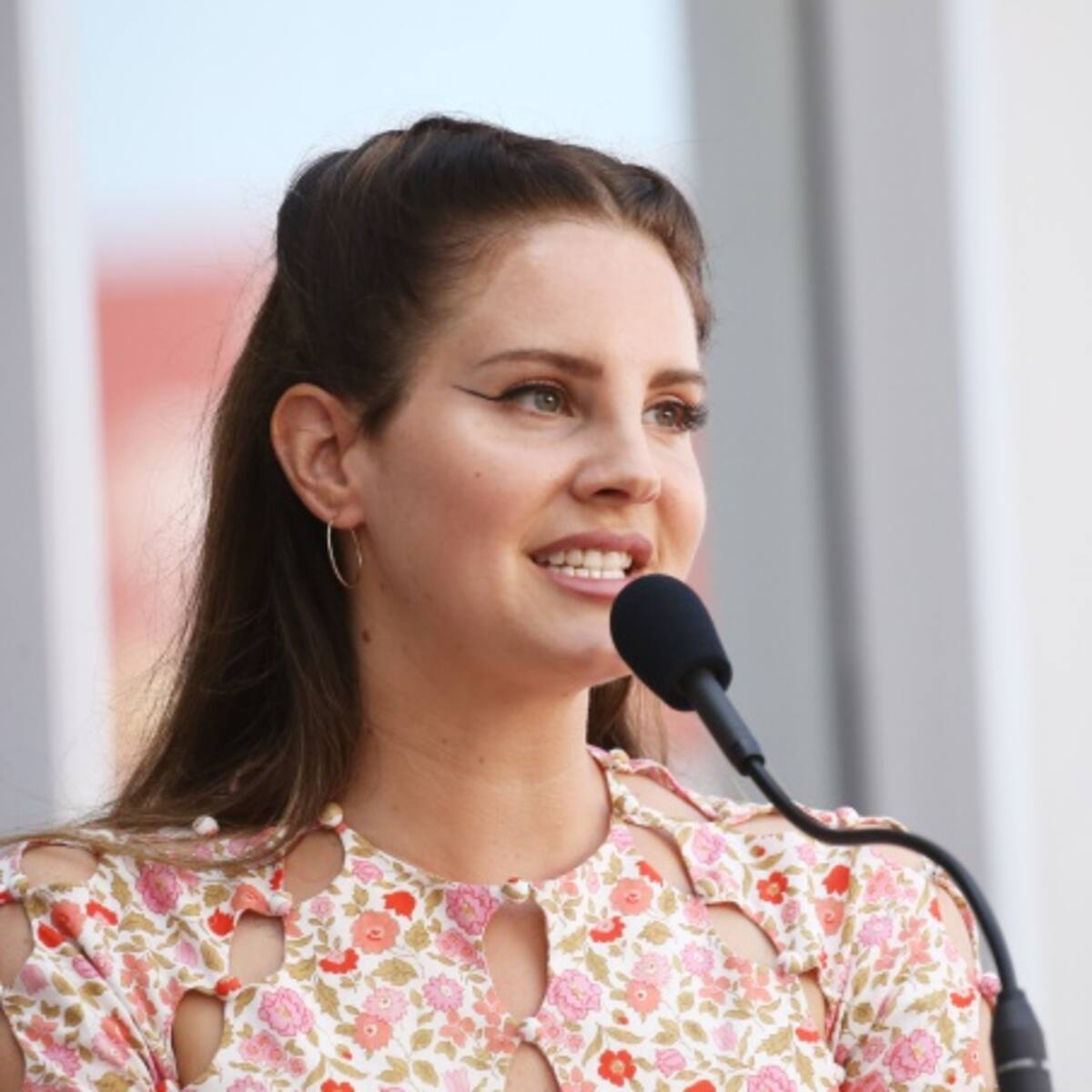 Lana del Rey nos trae adelanto de 'Fuck It I Love You' y 'The Greatest'