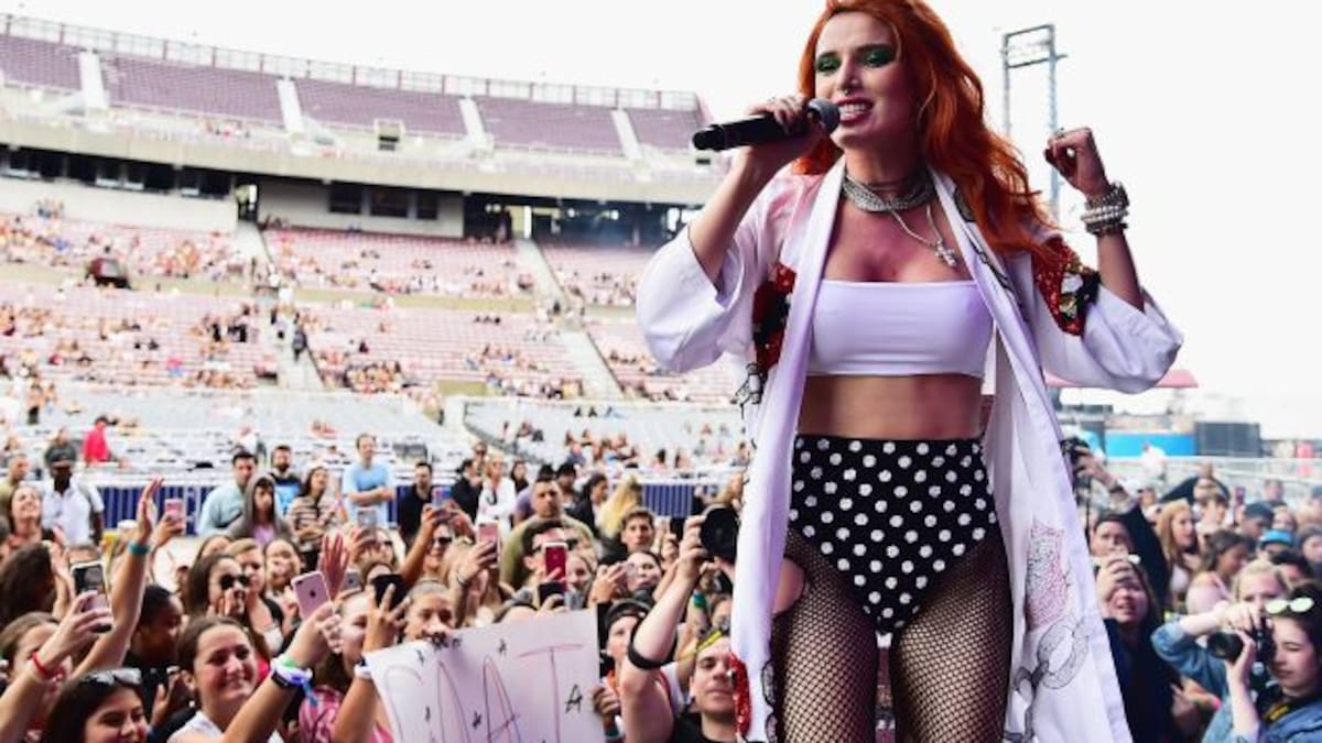 Así ha sido el debut en directo de Bella Thorne