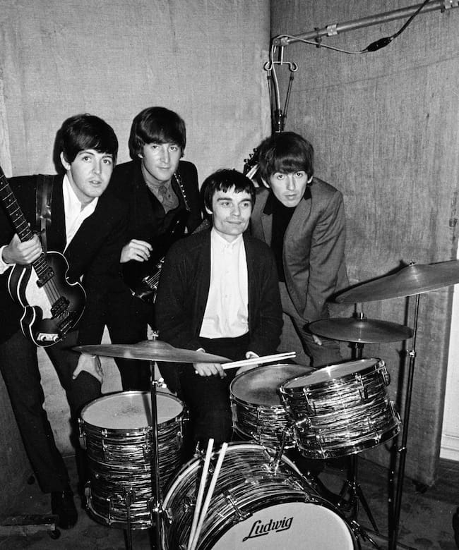 The Beatles en el estudio en Londres