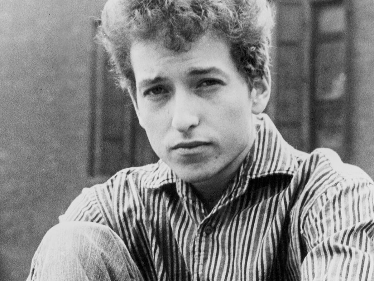 El posible hijo de Bob Dylan, el thriller psicológico de La Vecina Rubia o el primer libro en zig zag en España, entre las novedades de la semana