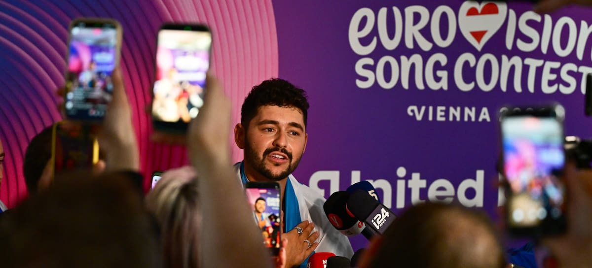 Noam Bettan, representante de Israel en Eurovisión 2026, atiende a la prensa