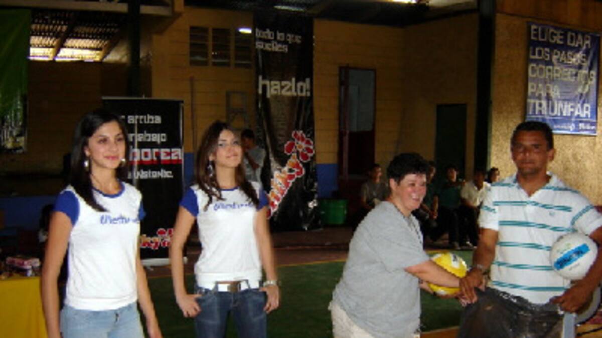 Tour Chiky Pavas