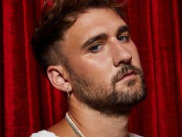 Dani Fernández y Juancho (Sidecars) nos invitan a su casa de locos para bailar con su ‘Plan fatal’